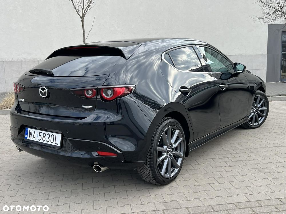Mazda 3 - 4