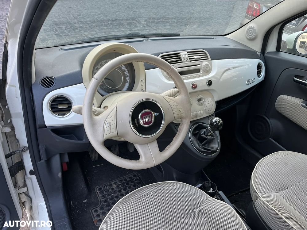 Dezmembrez Fiat 500 alb 2007 1,4 benzina 73KW - 9
