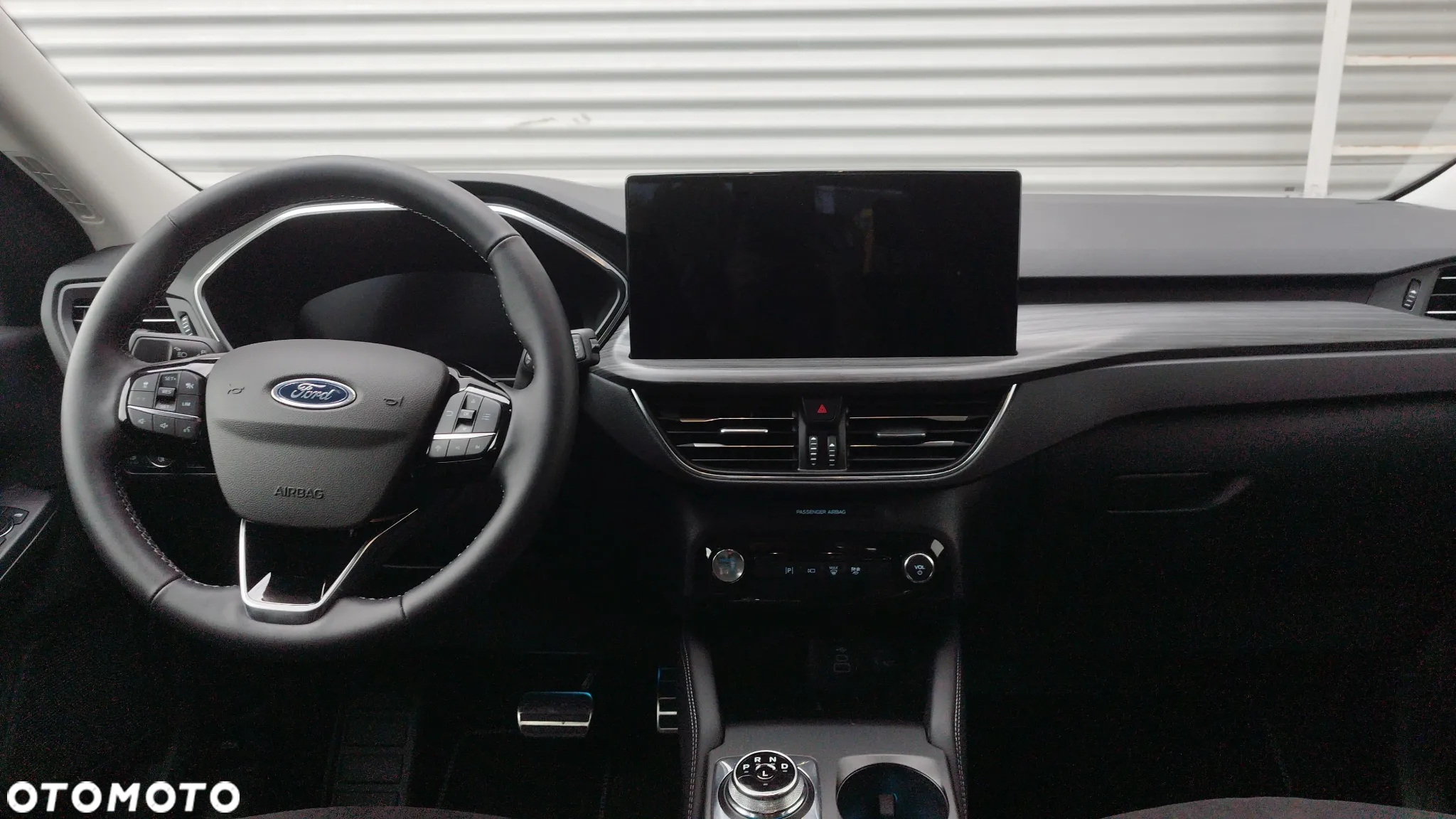 Ford Kuga - 10
