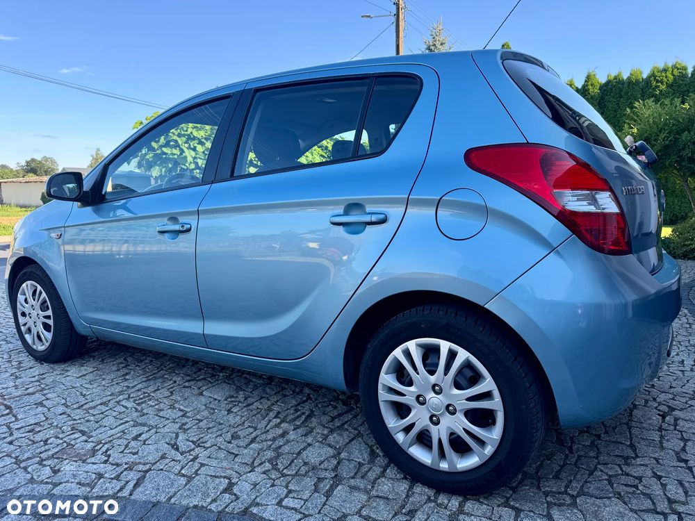 Hyundai i20 1.4 Comfort - 10