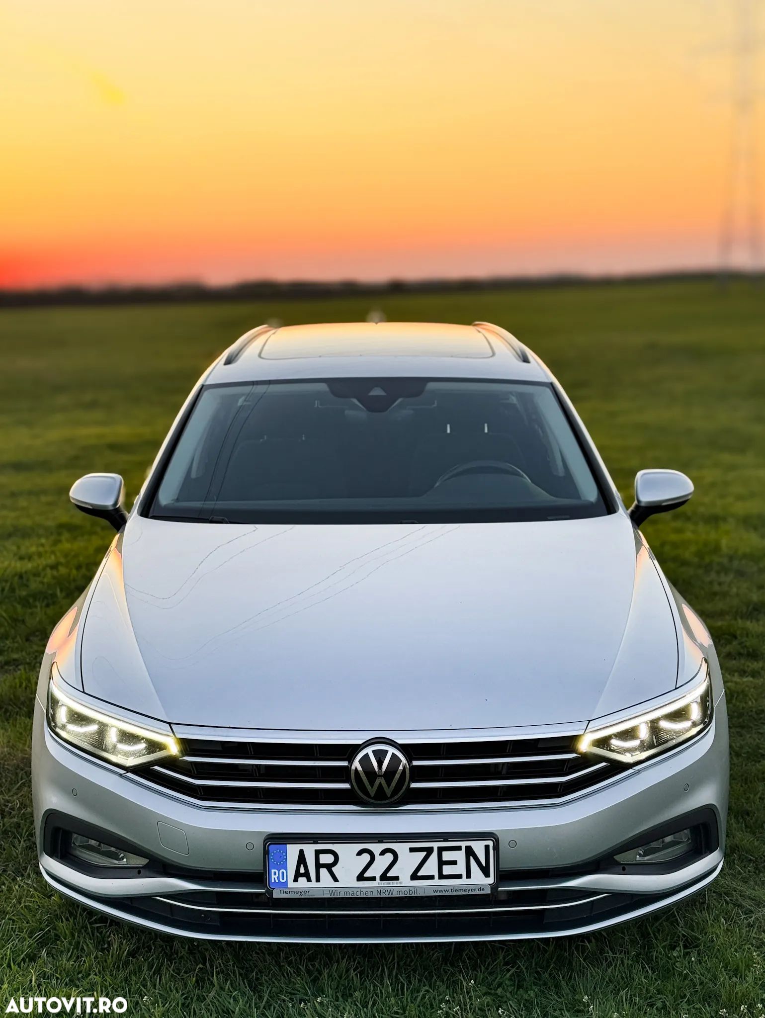 Volkswagen Passat Variant 2.0 TDI SCR DSG 4Motion Business - 1