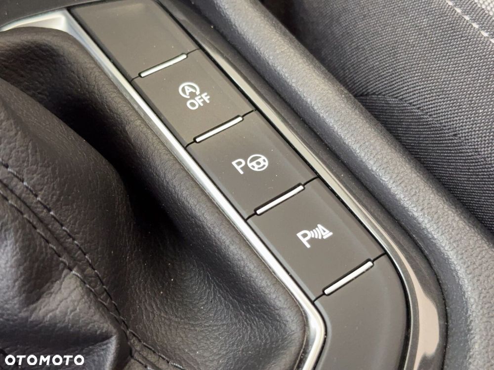 Volkswagen Tiguan - 29