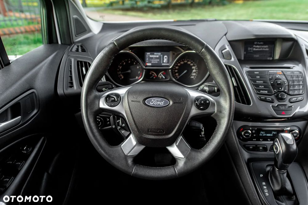 Ford Tourneo Connect - 24