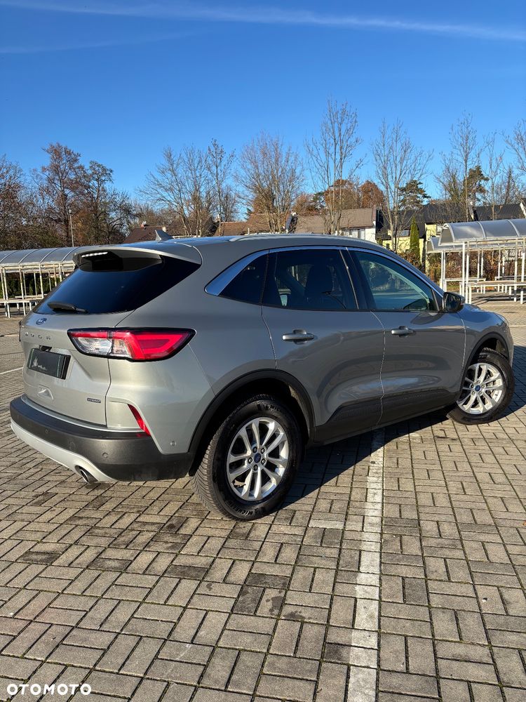 Ford Kuga 2.5 FHEV FWD Titanium - 6