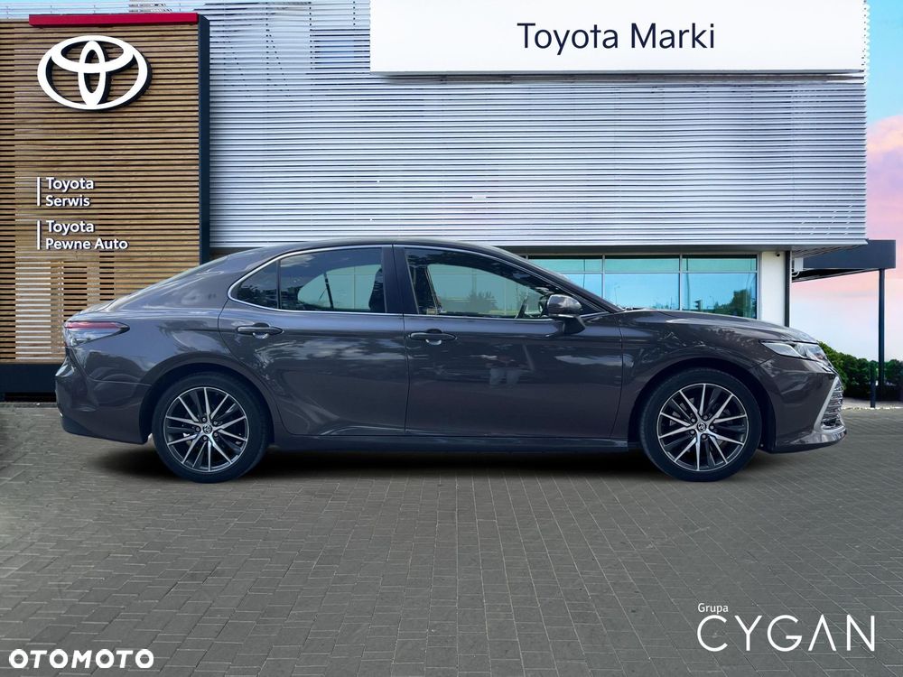 Toyota Camry 2.5 Hybrid Prestige CVT - 6