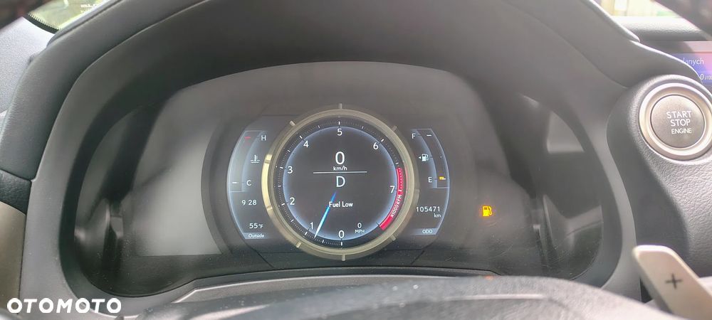 Lexus IS 200t / 300 F Sport - 19