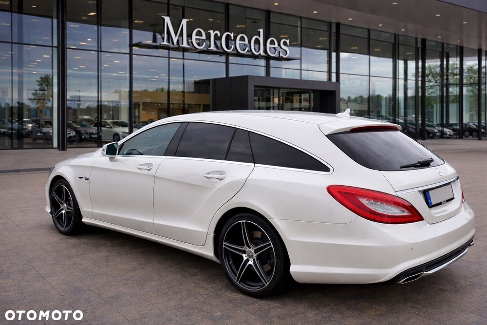 Mercedes-Benz CLS 500 BlueEffICIENCY - 4