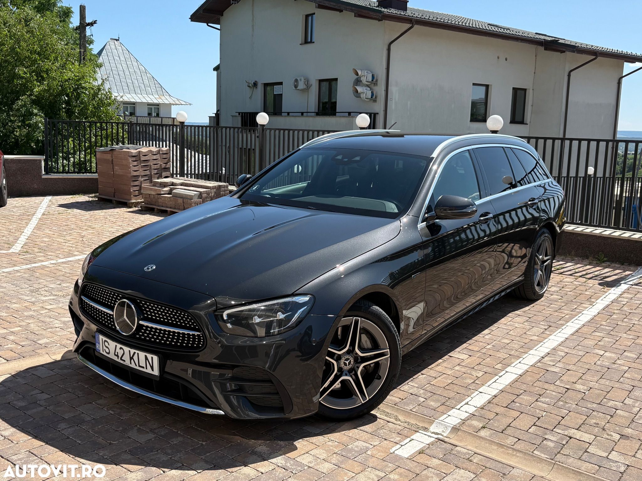 Mercedes-Benz E 300 Hybrid de T-Modell Aut. - 1