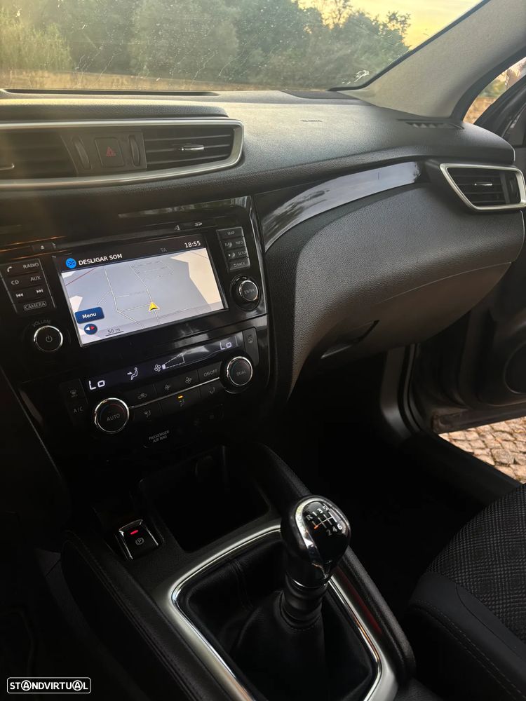 Nissan Qashqai 1.5 dCi N-Connecta 18 RS - 26