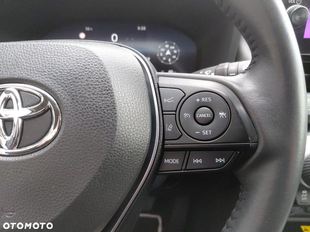 Toyota RAV4 - 24