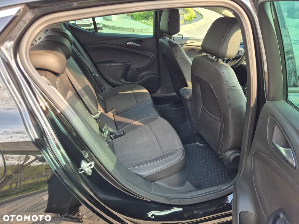 Opel Astra 1.4 Turbo Innovation - 14