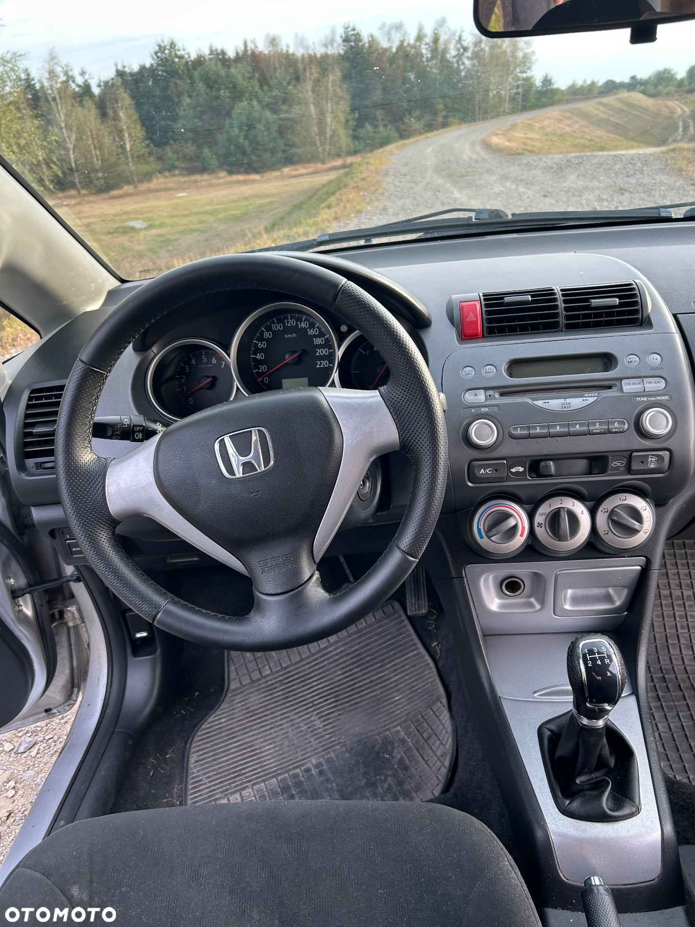 Honda City 1.4 Comfort - 9