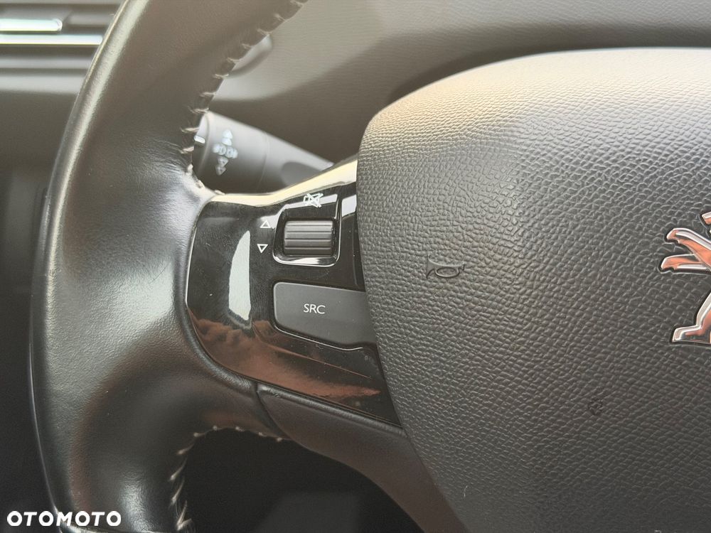Peugeot 308 BlueHDi 100 Stop & Start Active Pack - 25