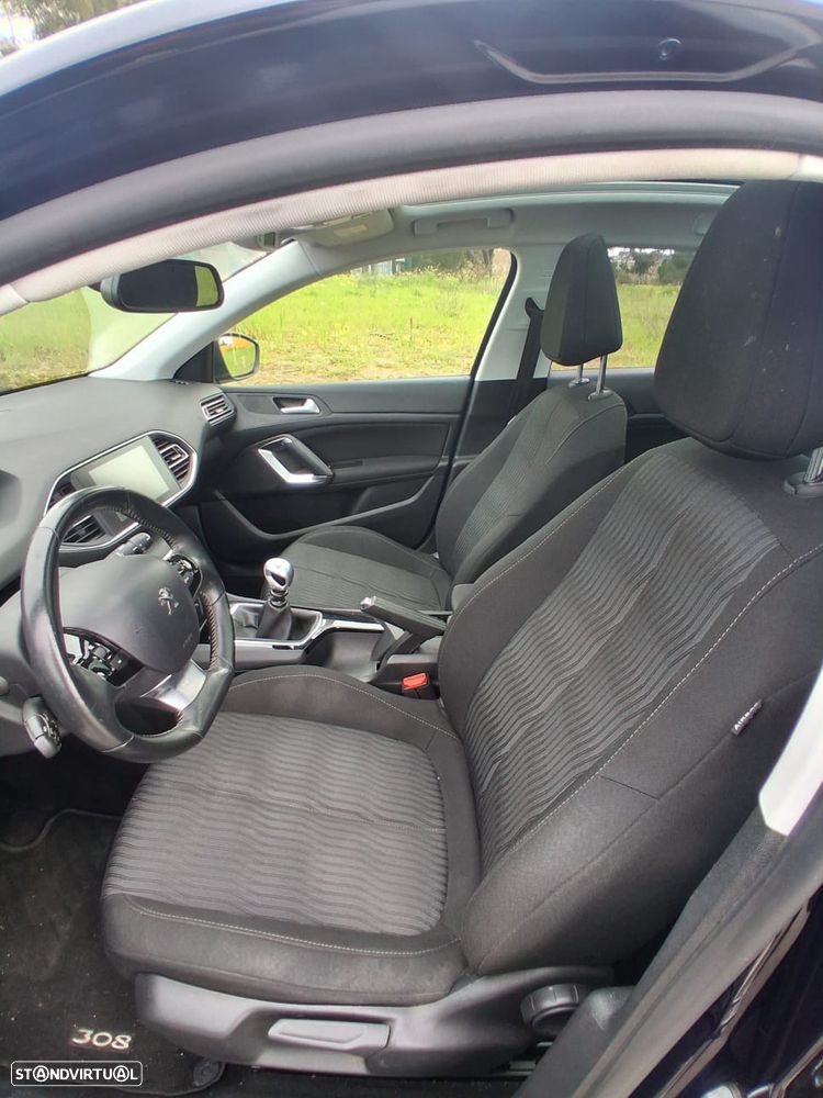 Peugeot 308 HDi FAP 90 Tendance - 15