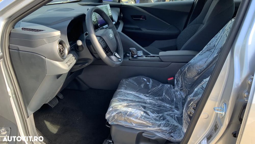 Toyota C-HR - 8