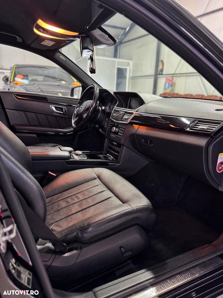 Mercedes-Benz E - 10