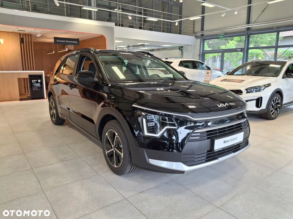 Kia Niro 1.6 GDI Hybrid M - 4