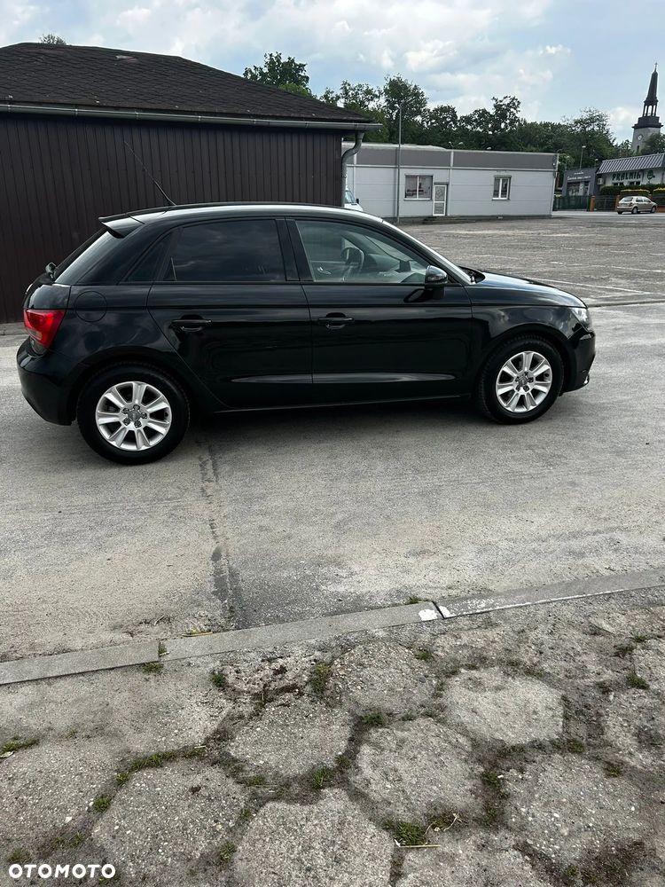 Audi A1 Sportback 1.6 TDI Ambition - 11