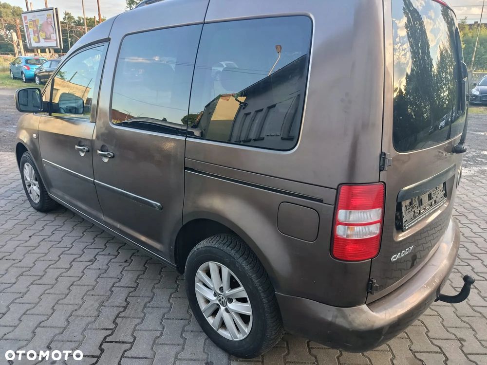 Volkswagen Caddy 1.6 (5-Si.) DSG Trendline - 4