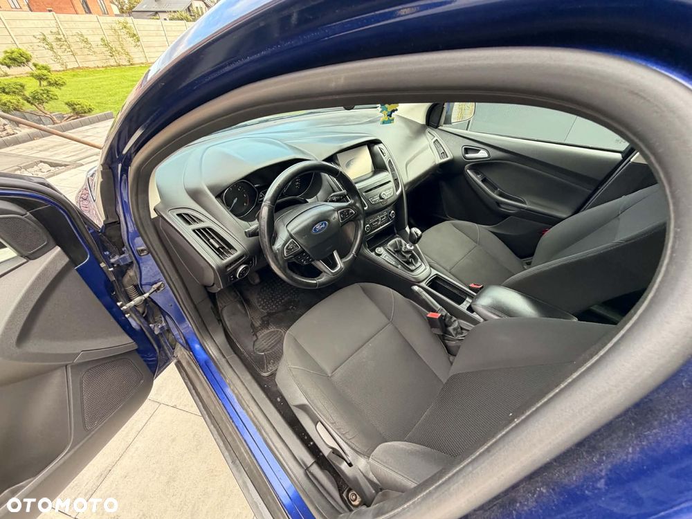 Ford Focus - 17