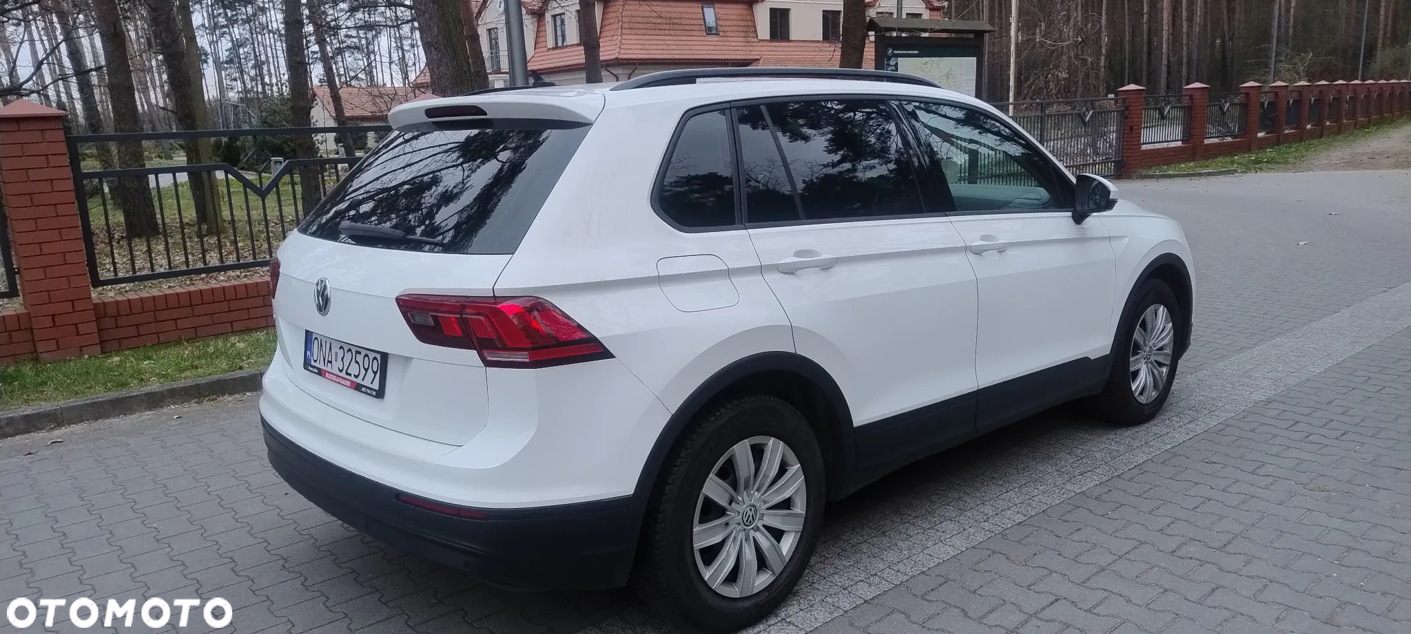 Volkswagen Tiguan - 10