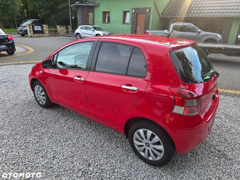 Toyota Yaris 1.33 VVT-i Comfort - 4