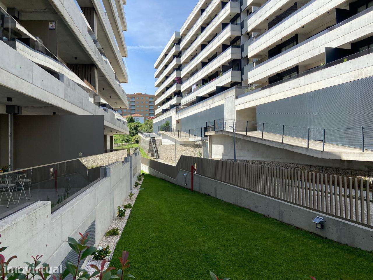 Excelente T3, Novo, Mobilado, a 500m El Corte Inglés e Metro João Deus - Grande imagem: 3/45