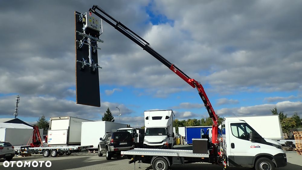 Iveco 35c/50c zestaw do montażu, szyb, okien płyt warstwowych z HDS / żuraw - 17