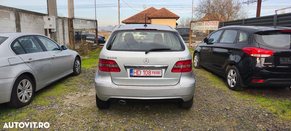 Mercedes-Benz B - 36