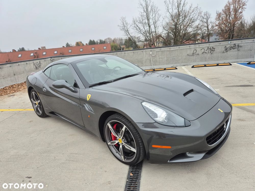 Ferrari California - 8