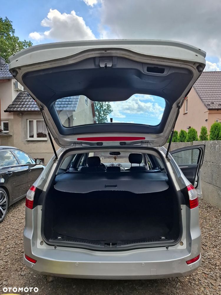 Ford Mondeo 2.0 TDCi Titanium - 9