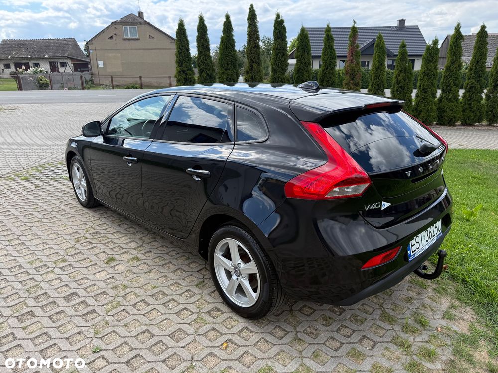 Volvo V40 D2 - 4