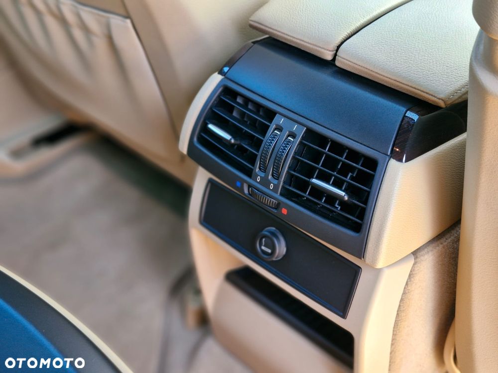 BMW X6 - 30