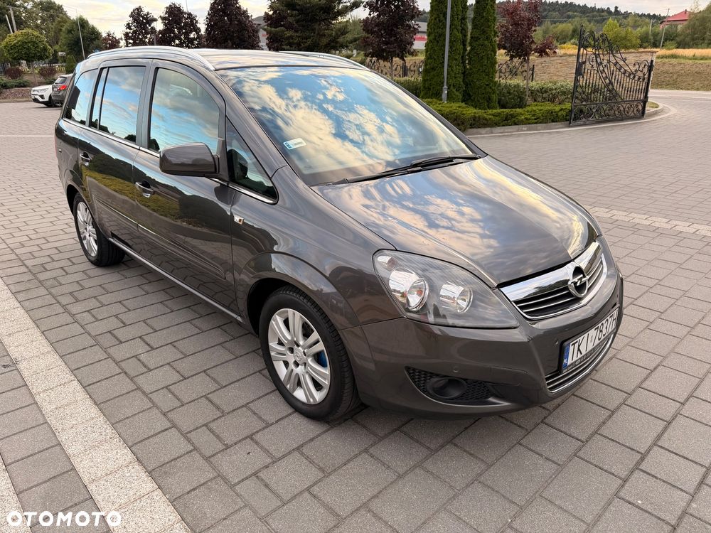 Opel Zafira 1.8 Innovation 110 Jahre - 31