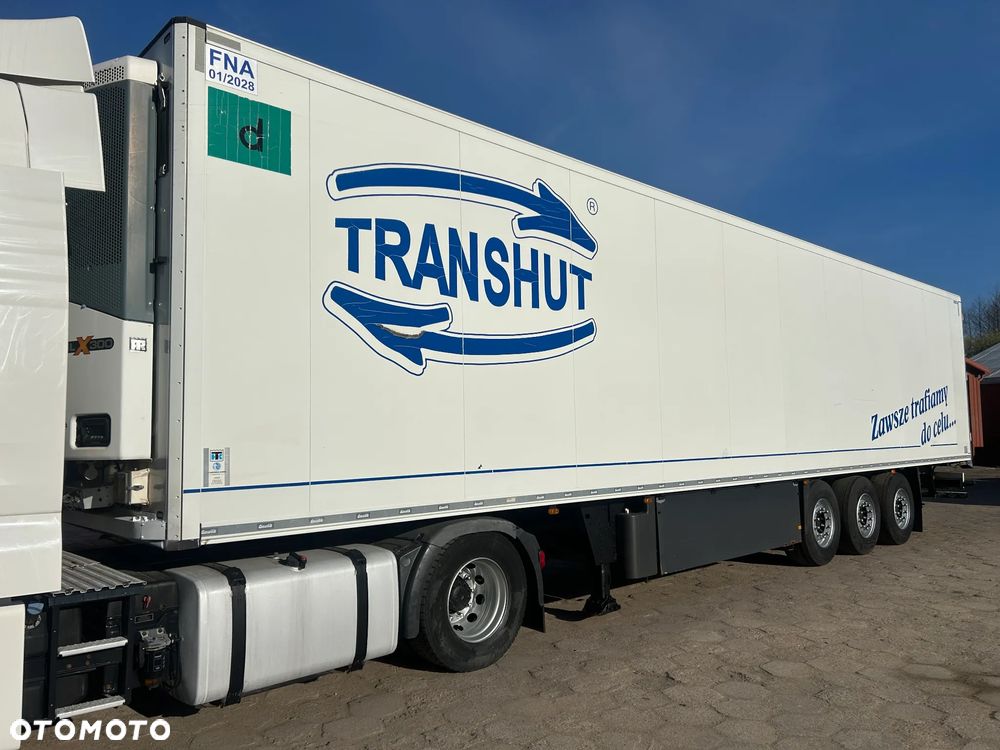 Schmitz Cargobull THERMO KING SLX300 HAKÓWKA / 7 CM GRUBA ŚCIANA / KOSZ PALETOWY / 4 ZAMKI / DIESEL + ELEKTRYK / 2012 ROK !! - 6