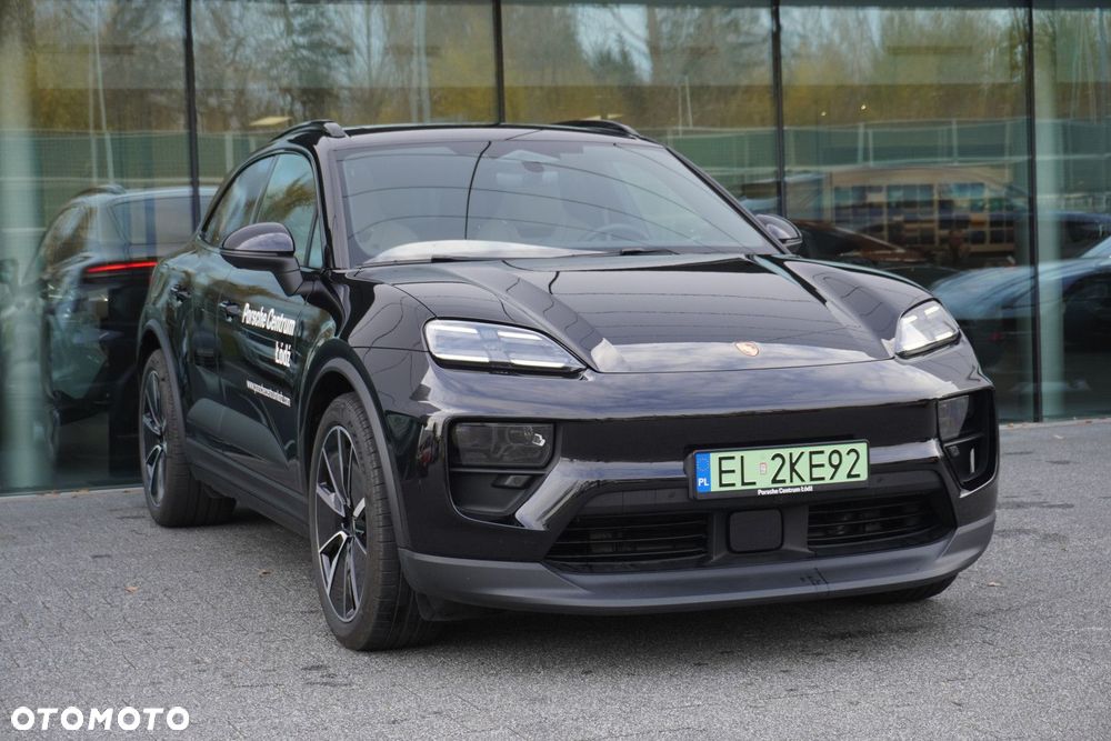 Porsche Macan - 3