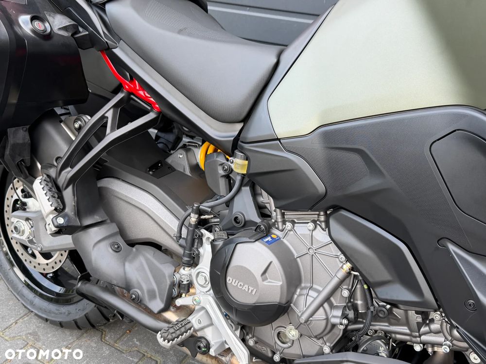 Ducati Multistrada - 4