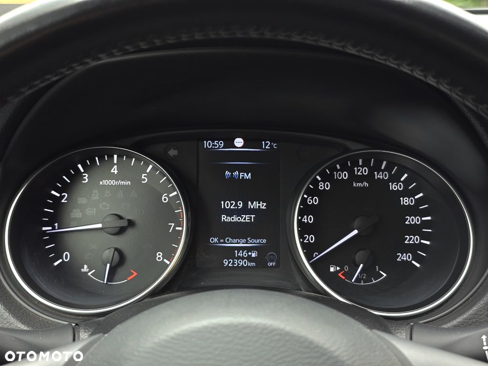 Nissan Qashqai 1.3 DIG-T N-CONNECTA - 27