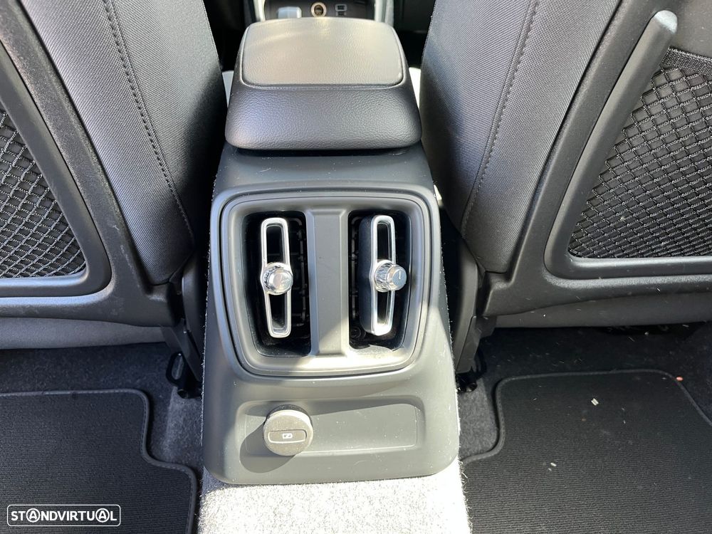 Volvo XC 40 1.5 T5 PHEV Momentum - 25