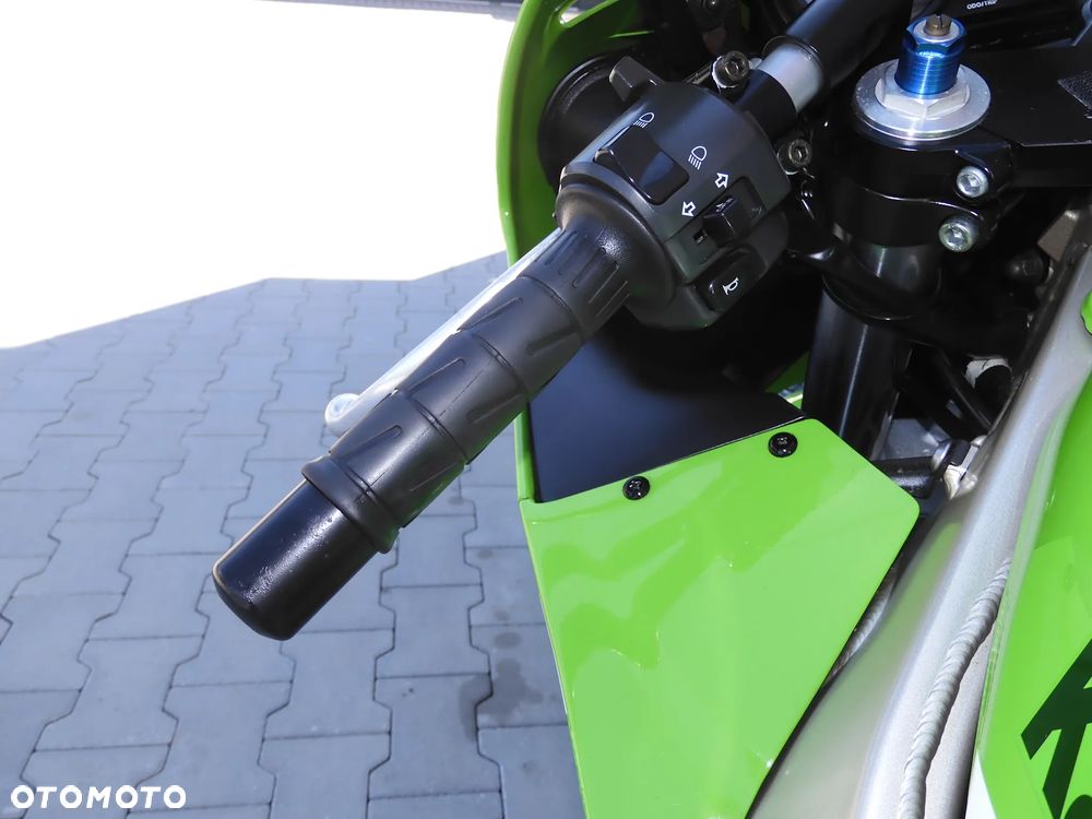 Kawasaki Ninja - 27