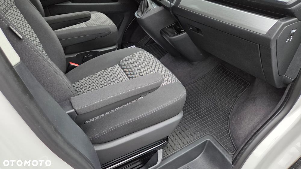 Volkswagen California - 12