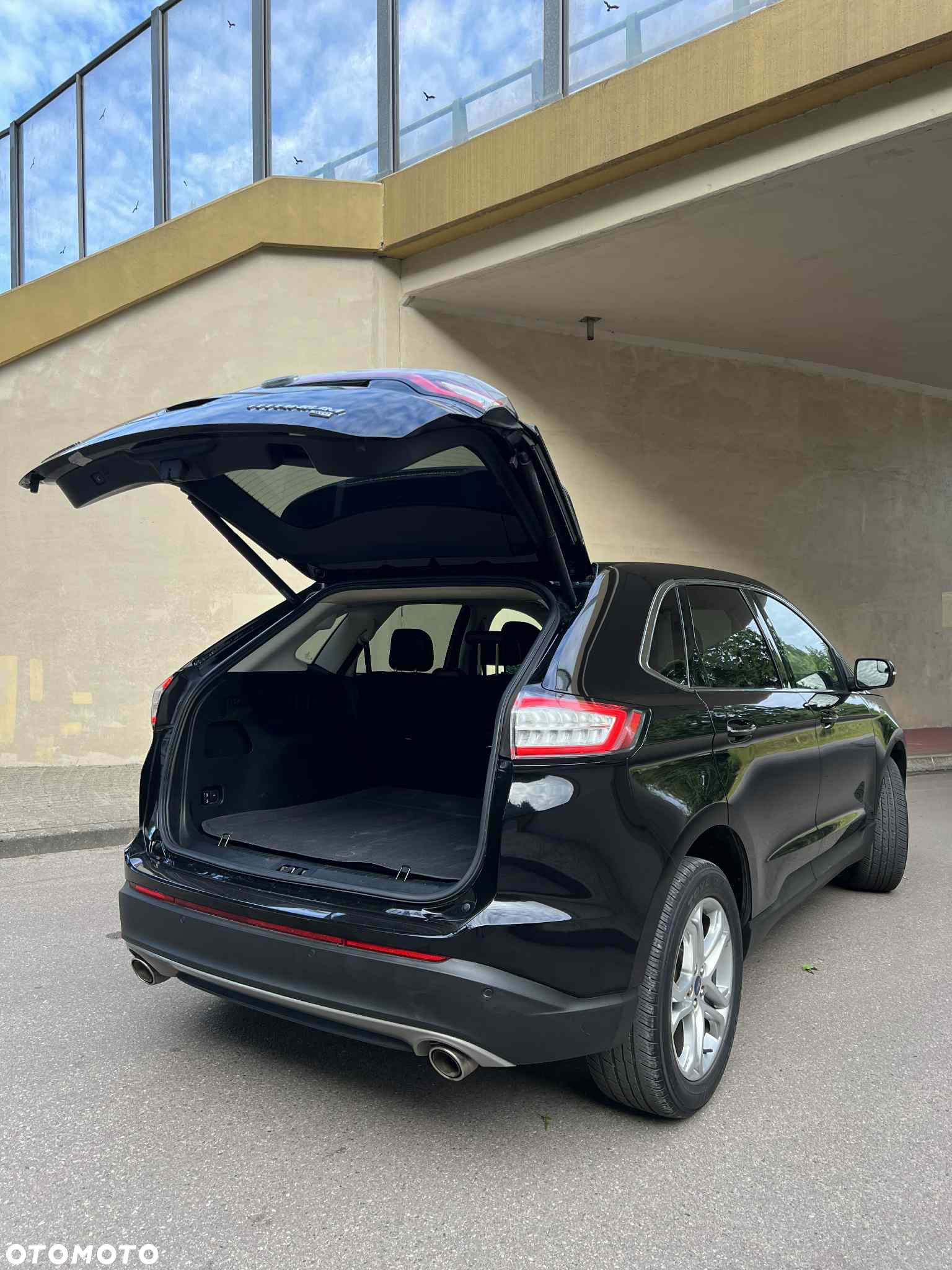 Ford Edge - 11