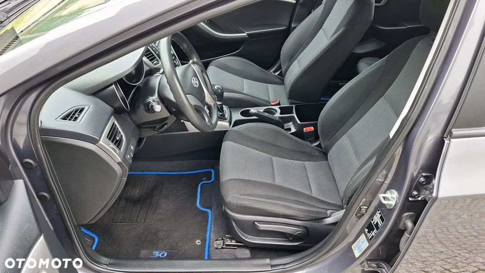 Hyundai i30 1.4 Trend - 23