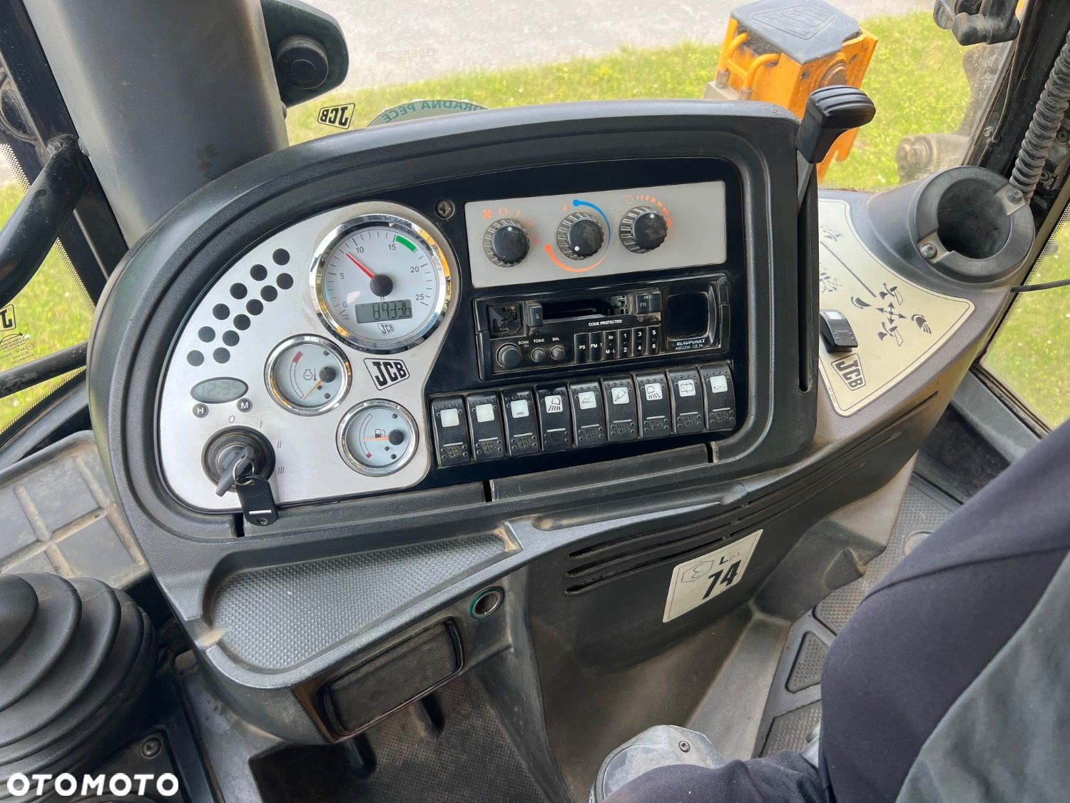 JCB 3Cx 4X4 - 16