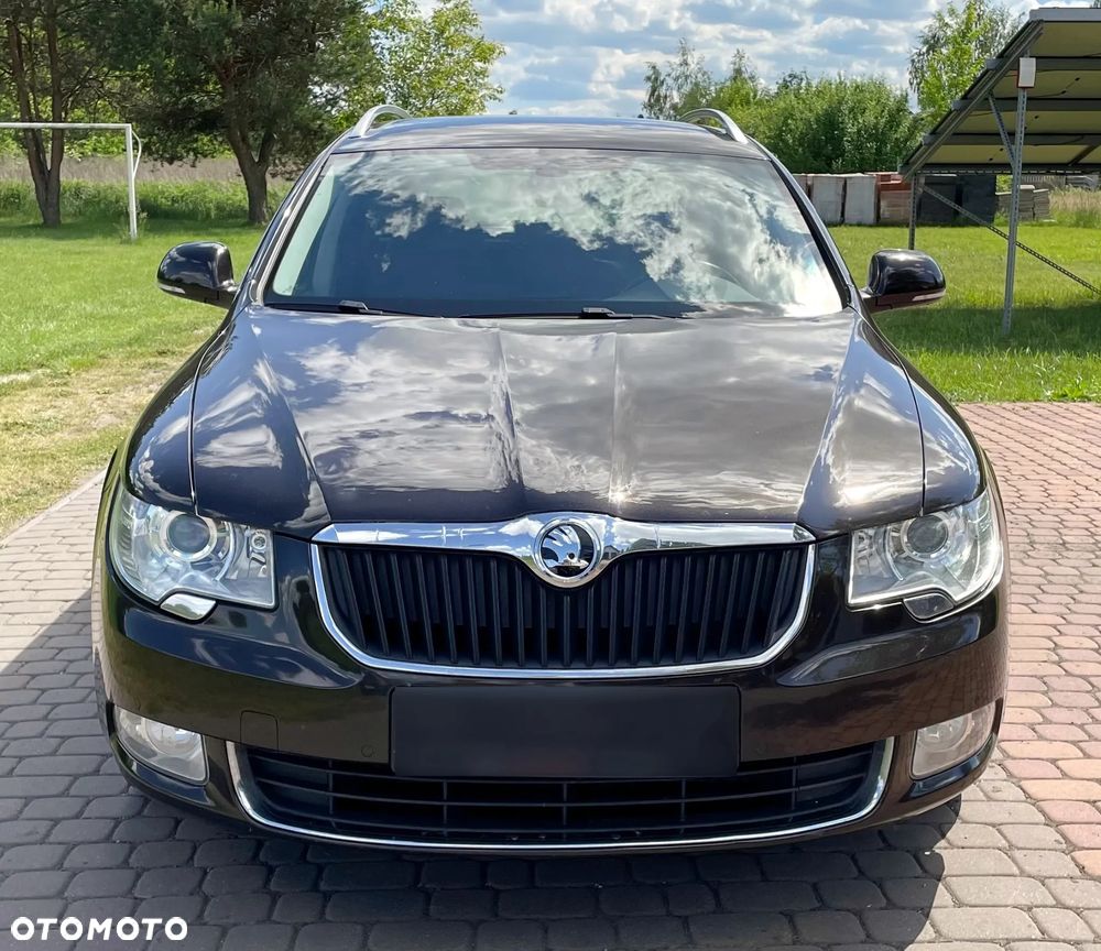 Skoda Superb 2.0 TDI Elegance - 9