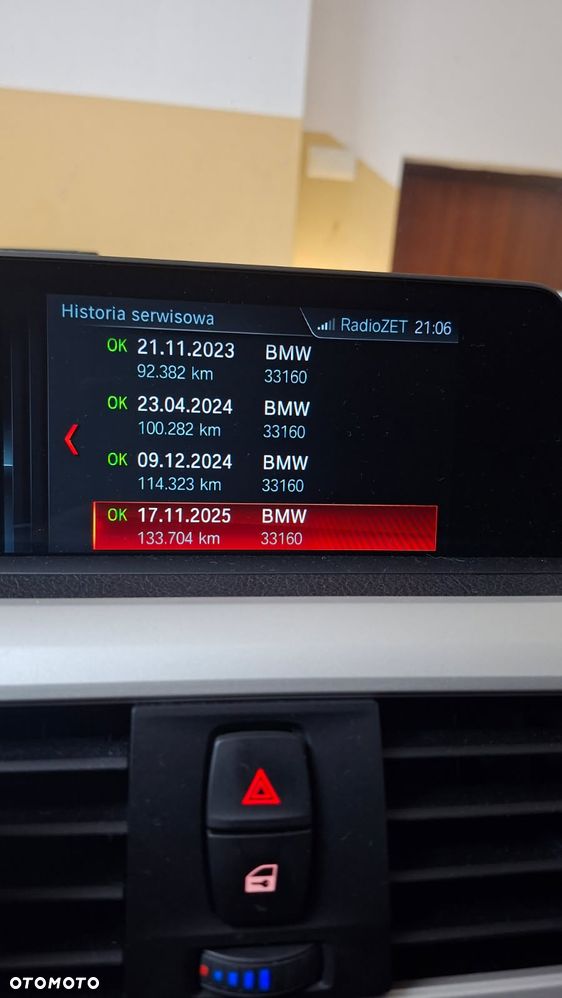 BMW Seria 3 318d - 14
