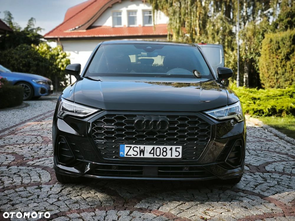 Audi Q3 Sportback - 6