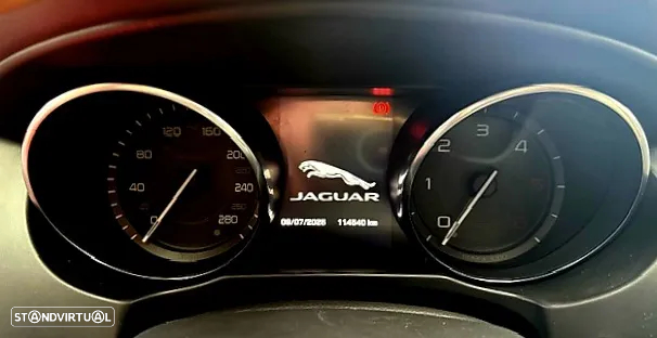 Jaguar XE 2.0 D Prestige Aut. - 16
