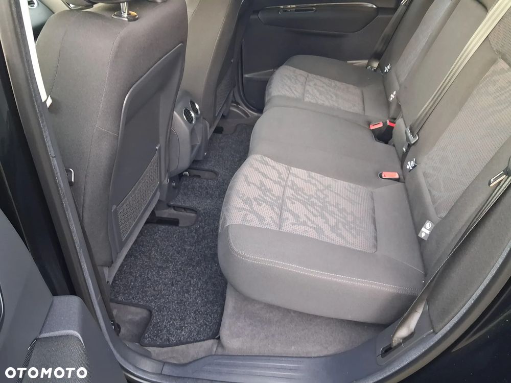 Peugeot 3008 1.6 HDi Premium - 24