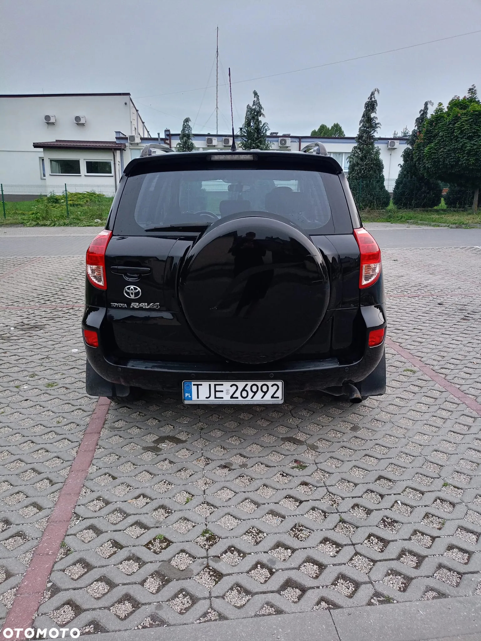 Toyota RAV4 - 9